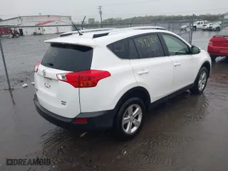 2013 Toyota RAV4 XLE with VIN JTMRFREV3DD000605, listed as a IAAI auction lot 41961810 with 140,346 mi miles. Bid and sale history available at carsss.com. Image 4.