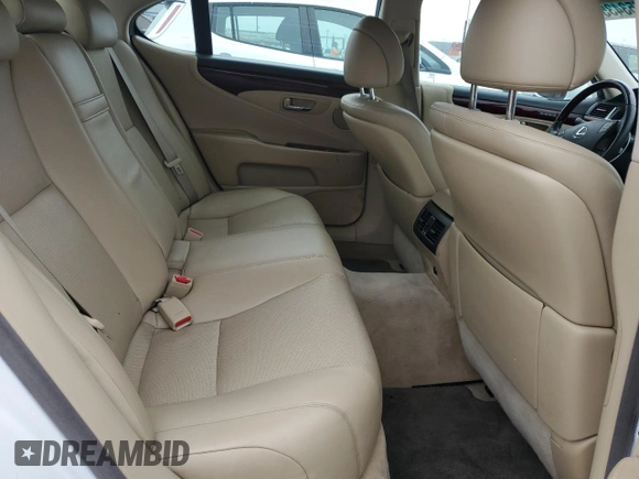 2008 Lexus LS 460 z VIN JTHBL46F285056490, wystawiony jako Copart lot #60753435 z przebiegiem 136 697 mil mil oraz Czysty tytuł • Clean title. Historia ofert i sprzedaży dostępna na DreamBid. Obrazek 10.