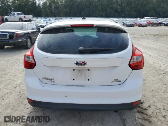 2014 Ford Focus SE with VIN 1FADP3K25EL224700, listed as a Copart auction lot 81809534 with 114,136 mi miles and Clean Title. Bid and sale history available at carsss.com. Image 6.