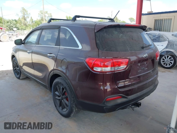 2016 Kia Sorento LX with VIN 5XYPGDA52GG139983, listed as a IAAI auction lot 42134996 with 120,259 mi miles. Bid and sale history available at carsss.com. Image 3.