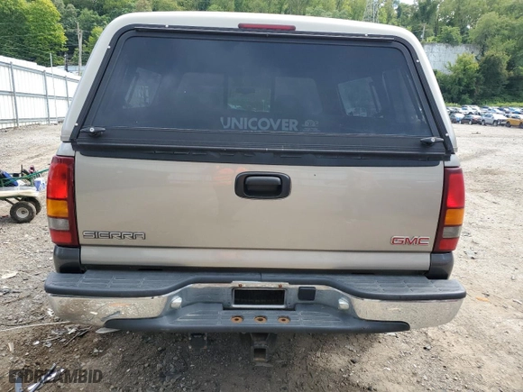 1999 GMC New Sierra 1500 SLE with VIN 1GTEK19T3XZ540449, listed as a Copart auction lot 66822084 with NaN miles and Clean Title. Bid and sale history available at carsss.com. Image 6.