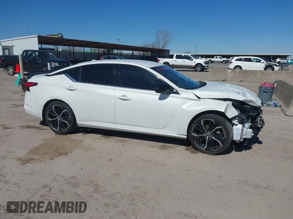 2023 Nissan Altima 2.5 SR with VIN 1N4BL4CV8PN326517, listed as a IAAI auction lot 41733652 with 34,062 mi miles. Bid and sale history available at carsss.com. Image 14.