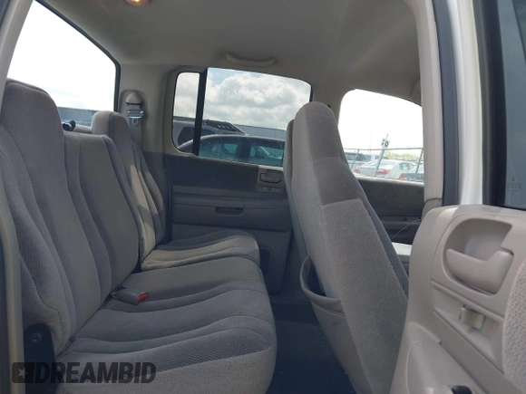 2004 Dodge Dakota SLT with VIN 1D7HG48N14S709199, listed as a IAAI auction lot 42096415 with 188,907 mi miles and . Bid and sale history available at DreamBid. Image 8.