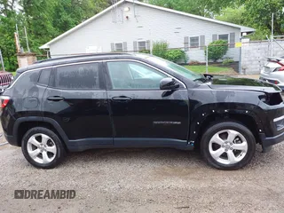 2017 Jeep Compass Latitude с VIN 3C4NJDBB7HT679532, выставлен на аукционе IAAI как лот 42228130 с пробегом 116 505 миль миль и . История ставок и продаж доступна на DreamBid. Изображение 14.