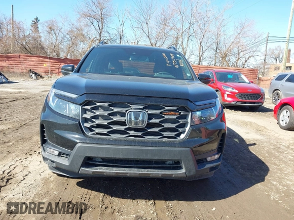 2023 Honda Passport TrailSport with VIN 5FNYF8H67PB042153, listed as a IAAI auction lot 41757909 with 26,810 mi miles and . Bid and sale history available at DreamBid. Image 12.