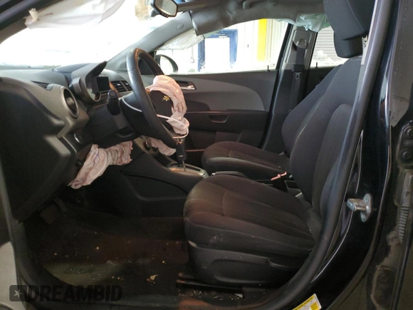 2012 Chevrolet Sonic LT z VIN 1G1JC5SHXC4142552, wystawiony jako Copart lot #44557255 z przebiegiem 135 871 mil mil oraz Szkoda całkowita • Salvage title. Historia ofert i sprzedaży dostępna na DreamBid. Obrazek 7.