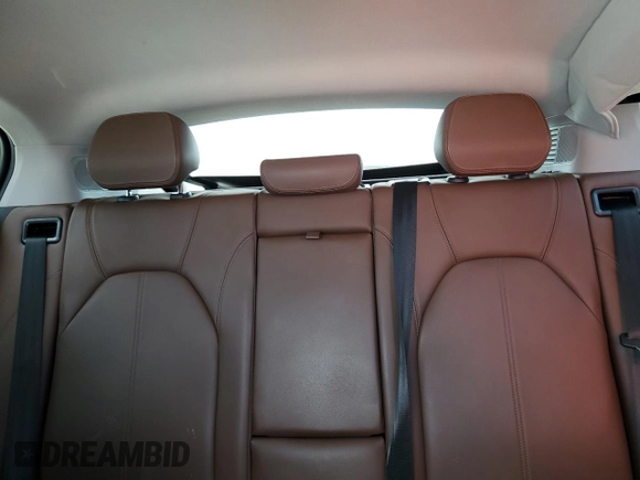 2019 Alfa Romeo Stelvio z VIN ZASPAKAN8K7C49262, wystawiony jako Copart lot #54317625 z przebiegiem Nie podano mil oraz Nie do naprawy • Non repairable. Historia ofert i sprzedaży dostępna na DreamBid. Obrazek 10.