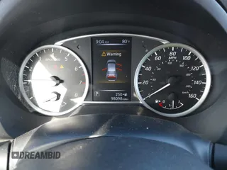 2016 Nissan Sentra SV with VIN 3N1AB7AP7GY329252, listed as a IAAI auction lot 41627214 with 98,098 mi miles and . Bid and sale history available at DreamBid. Image 7.