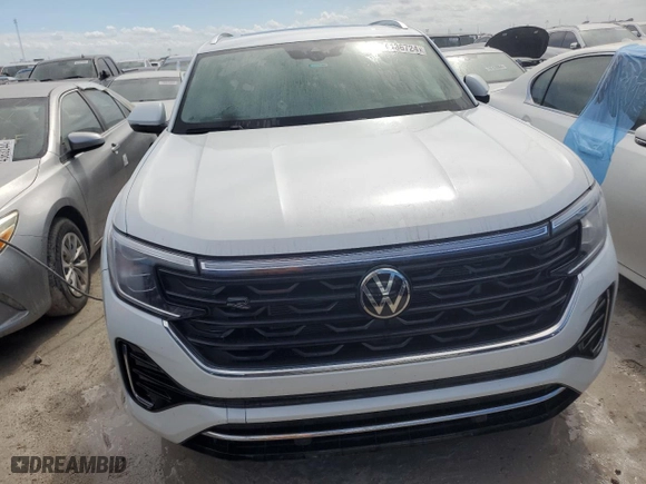 2024 Volkswagen Atlas Cross Sport 2.0T SEL R-Line with VIN 1V2AE2CA5RC203191, listed as a Copart auction lot 74136724 with 0 mi miles and Salvage Title. Bid and sale history available at carsss.com. Image 5.