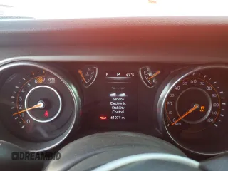 2018 Jeep Wrangler Unlimited Sport S с VIN 1C4HJXDN2JW246657, выставлен на аукционе Copart как лот 60331945 с пробегом 61 071 миль миль и Списание • Salvage title. История ставок и продаж доступна на DreamBid. Изображение 9.