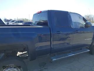 2018 Chevrolet Silverado 1500 LT with VIN 1GCVKREC7JZ252817, listed as a IAAI auction lot 38356875 with 60,094 mi miles. Bid and sale history available at carsss.com. Image 14.