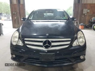 2008 Mercedes-Benz R 3.5L with VIN 4JGCB65E68A074958, listed as a IAAI auction lot 42609809 with 166,807 mi miles and . Bid and sale history available at DreamBid. Image 6.
