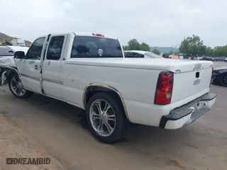 2003 Chevrolet Silverado 1500 LS with VIN 2GCEC19X931162981, listed as a IAAI auction lot 41885134 with 168,962 mi miles. Bid and sale history available at carsss.com. Image 3.