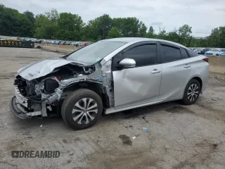 2022 Toyota Prius LE с VIN JTDL9MFUXN3039513, выставлен на аукционе Copart как лот 64490095 с пробегом 53 449 миль миль и Списание • Salvage title. История ставок и продаж доступна на DreamBid. Изображение 1.