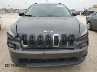 2015 Jeep Cherokee Latitude with VIN 1C4PJLCB1FW643005, listed as a Copart auction lot 46163045 with 134,840 mi miles and Salvage Title. Bid and sale history available at DreamBid. Image 5.
