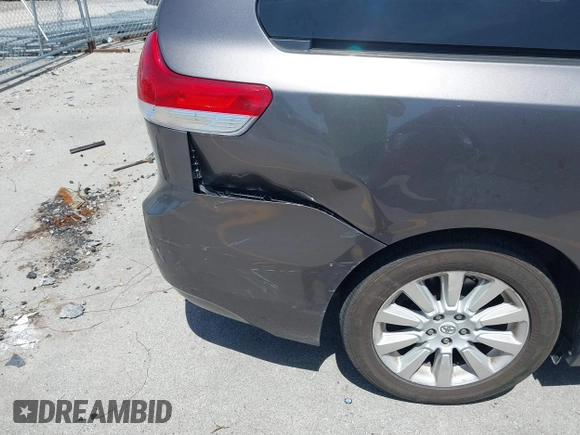 2012 Toyota Sienna XLE AAS with VIN 5TDYK3DCXCS251984, listed as a IAAI auction lot 42235046 with 126,404 mi miles and . Bid and sale history available at DreamBid. Image 18.