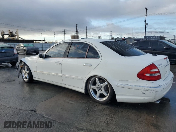 2005 Mercedes-Benz E 5.0L with VIN WDBUF70J25A729893, listed as a Copart auction lot 45418915 with 165,027 mi miles and Clean Title. Bid and sale history available at carsss.com. Image 2.