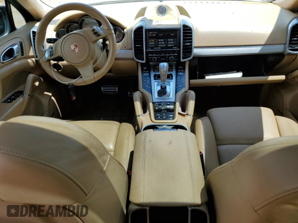2014 Porsche Cayenne GTS с VIN WP1AD2A27ELA70118, выставлен на аукционе Copart как лот 56405945 с пробегом 179 529 миль миль и Списание • Salvage title. История ставок и продаж доступна на DreamBid. Изображение 8.