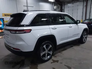 2022 Jeep Grand Cherokee with VIN 1C4RJYB60N8748552, listed as a IAAI auction lot 42292321 with 40,354 mi miles and . Bid and sale history available at DreamBid. Image 4.