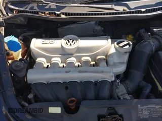 2010 Volkswagen New Beetle Coupe with VIN 3VWPW3AGXAM000609, listed as a IAAI auction lot 41859688 with 178,924 mi miles. Bid and sale history available at carsss.com. Image 10.