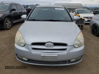 2009 Hyundai Accent Auto SE with VIN KMHCN36C79U130599, listed as a Copart auction lot 43587775 with 179,284 mi miles and Clean Title. Bid and sale history available at carsss.com. Image 5.