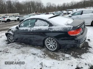 2009 BMW 3 Series 328i with VIN WBAWV13529P121249, listed as a Copart auction lot 89005845 with 107,011 mi miles and Salvage Title. Bid and sale history available at carsss.com. Image 2.