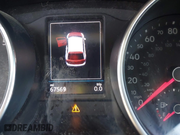 2021 Volkswagen Tiguan S с VIN 3VV1B7AX6MM107853, выставлен на аукционе IAAI как лот 41854767 с пробегом 67 569 миль миль и . История ставок и продаж доступна на DreamBid. Изображение 7.