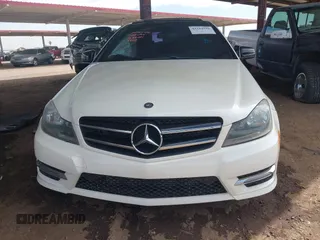 2014 Mercedes-Benz C 250 с VIN WDDGJ4HBXEG289823, выставлен на аукционе IAAI как лот 42344530 с пробегом 122 670 миль миль и . История ставок и продаж доступна на DreamBid. Изображение 12.