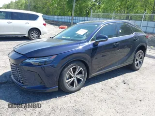 2024 Lexus RX 350 z VIN JTJCHMAA5R2015211, wystawiony jako IAAI lot #42048604 z przebiegiem 4441 mil mil oraz . Historia ofert i sprzedaży dostępna na DreamBid. Obrazek 2.
