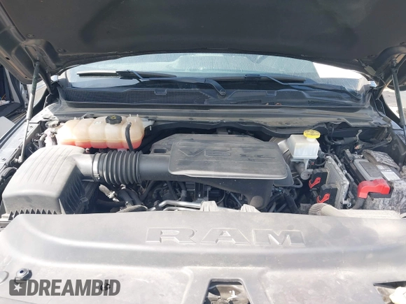 2019 Ram 1500 Big Horn z VIN 1C6RRFFG8KN743717, wystawiony jako IAAI lot #40321463 z przebiegiem 89 387 mil mil oraz . Historia ofert i sprzedaży dostępna na DreamBid. Obrazek 10.