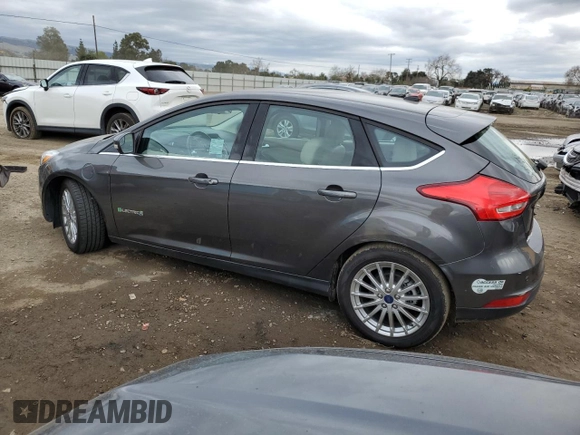 2016 Ford Focus Electric z VIN 1FADP3R45GL221550, wystawiony jako Copart lot #43874655 z przebiegiem 70 651 mil mil oraz Szkody całkowita. Historia ofert i sprzedaży dostępna na DreamBid. Obrazek 2.