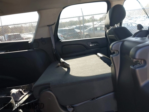 2013 Chevrolet Tahoe Commercial with VIN 1GNLC2E05DR266048, listed as a IAAI auction lot 40848505 with 95,459 mi miles and . Bid and sale history available at DreamBid. Image 8.