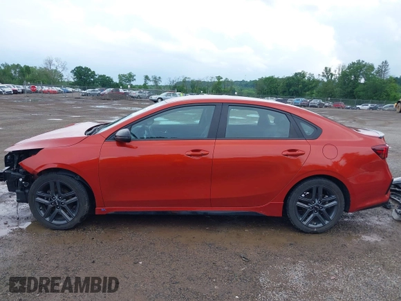2021 Kia Forte GT-Line z VIN 3KPF34AD0ME298301, wystawiony jako IAAI lot #42452730 z przebiegiem 60 182 mil mil oraz . Historia ofert i sprzedaży dostępna na DreamBid. Obrazek 15.