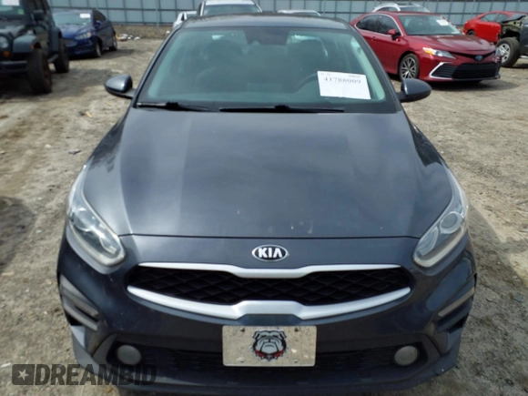 2021 Kia Forte FE with VIN 3KPF24AD9ME303000, listed as a IAAI auction lot 41788009 with 91,700 mi miles and . Bid and sale history available at carsss.com. Image 6.