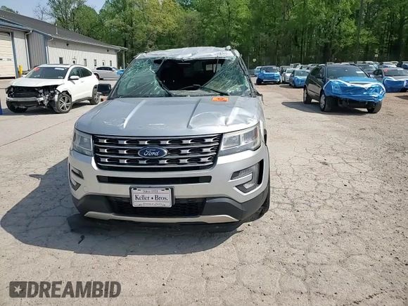 2017 Ford Explorer XLT with VIN 1FM5K8DHXHGC02258, listed as a Copart auction lot 55063895 with 111,488 mi miles and Salvage title. Bid and sale history available at DreamBid. Image 14.