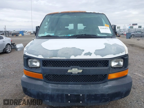 2004 Chevrolet Express Cargo Van with VIN 1GCGG25U241237297, listed as a IAAI auction lot 41664015 with 1 mi miles. Bid and sale history available at carsss.com. Image 6.