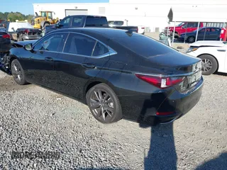 2021 Lexus ES 350 with VIN 58ADZ1B12MU082657, listed as a IAAI auction lot 42044566 with 54,383 mi miles and . Bid and sale history available at DreamBid. Image 3.