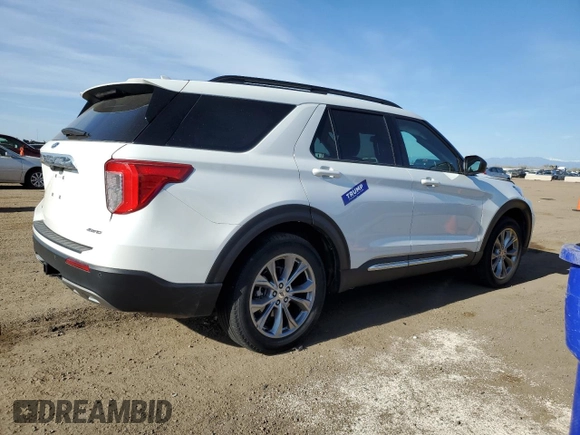 2022 Ford Explorer XLT with VIN 1FMSK8DH0NGB64957, listed as a Copart auction lot 54223705 with 18,467 mi miles and Salvage Title. Bid and sale history available at DreamBid. Image 3.