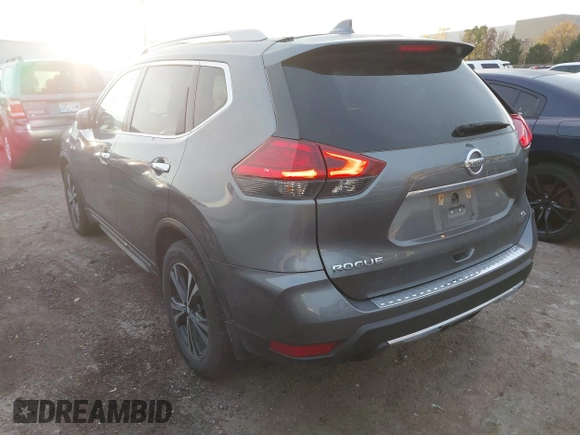 2017 Nissan Rogue SL z VIN 5N1AT2MT8HC867339, wystawiony jako IAAI lot #40955179 z przebiegiem 138 769 mil mil oraz . Historia ofert i sprzedaży dostępna na DreamBid. Obrazek 3.