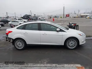2012 Ford Focus SEL with VIN 1FAHP3H27CL314291, listed as a IAAI auction lot 41859207 with 86,830 mi miles. Bid and sale history available at carsss.com. Image 14.