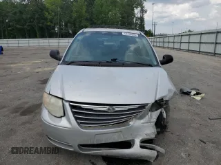 2006 Chrysler Town & Country Touring z VIN 2A4GP54L46R871164, wystawiony jako Copart lot #54726995 z przebiegiem 200 086 mil mil oraz Szkoda całkowita • Salvage title. Historia ofert i sprzedaży dostępna na DreamBid. Obrazek 5.