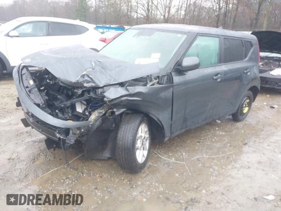2020 Kia Soul S with VIN KNDJ23AU2L7001180, listed as a IAAI auction lot 41563960 with 72,256 mi miles. Bid and sale history available at carsss.com. Image 18.