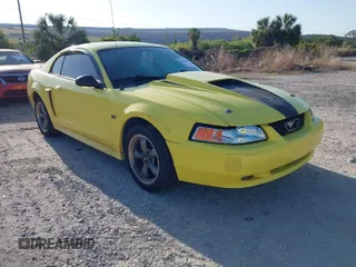 2000 Ford Mustang GT with VIN 1FAFP42X2YF259336, listed as a IAAI auction lot 42024703 with 134,358 mi miles. Bid and sale history available at carsss.com. Image 1.