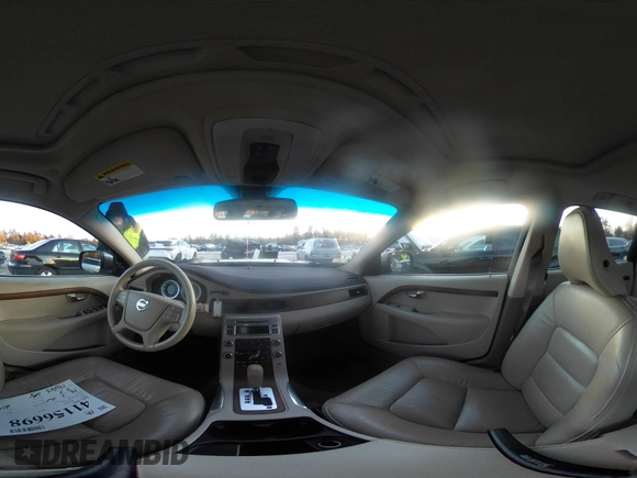 2011 Volvo XC70 3.2L z VIN YV4940BZ8B1115060, wystawiony jako IAAI lot #41156698 z przebiegiem 196 913 mil mil oraz . Historia ofert i sprzedaży dostępna na DreamBid. Obrazek 19.