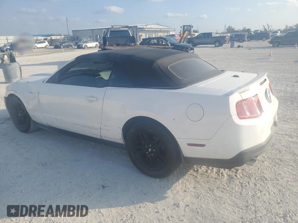 2011 Ford Mustang V6 with VIN 1ZVBP8EM2B5108198, listed as a Copart auction lot 88306225 with 125,270 mi miles and Salvage Title. Bid and sale history available at carsss.com. Image 2.