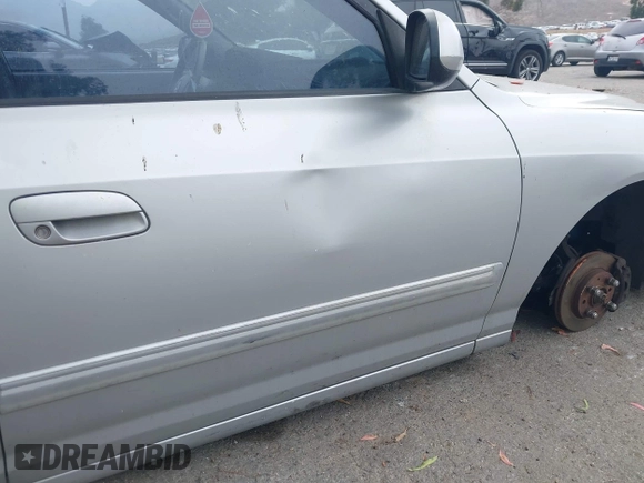 2004 Hyundai Elantra GLS с VIN KMHDN46D94U824707, выставлен на аукционе IAAI как лот 42460287 с пробегом 166 360 миль миль и . История ставок и продаж доступна на DreamBid. Изображение 6.