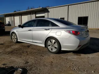 2013 Hyundai Sonata with VIN KMHEC4A45DA100032, listed as a Copart auction lot 46705995 with 124,544 mi miles and Salvage Title. Bid and sale history available at DreamBid. Image 2.