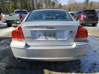 2005 Volvo S60 with VIN YV1RS592352440979, listed as a Copart auction lot 42433295 with 95,276 mi miles and Clean Title. Bid and sale history available at carsss.com. Image 6.