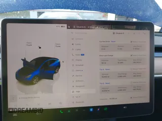 2024 Tesla Model Y с VIN 7SAYGDED5RF015208, выставлен на аукционе IAAI как лот 41608087 с пробегом 10 059 миль миль и . История ставок и продаж доступна на DreamBid. Изображение 7.