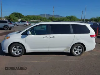 2011 Toyota Sienna LE AAS with VIN 5TDKK3DC3BS086073, listed as a IAAI auction lot 41637136 with 257,615 mi miles. Bid and sale history available at carsss.com. Image 14.